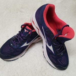 Mizuno Wave Rider 21 Running Shoe size 7